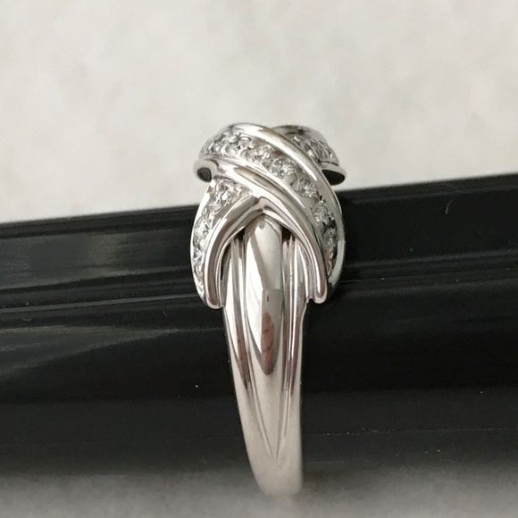 TIFFANY & CO. Vintage Diamond 18K Signature X Crossover Ring Size 7.5 - Picture 7 of 15